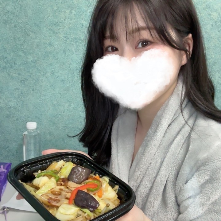 ゆうこ
