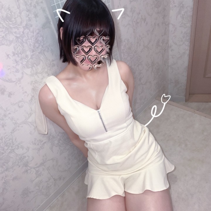 なで