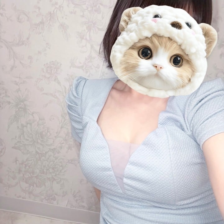 なで