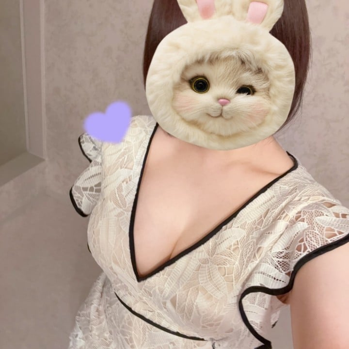 なで