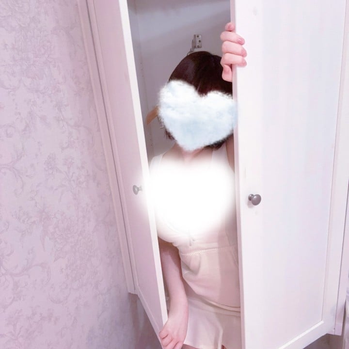 なで