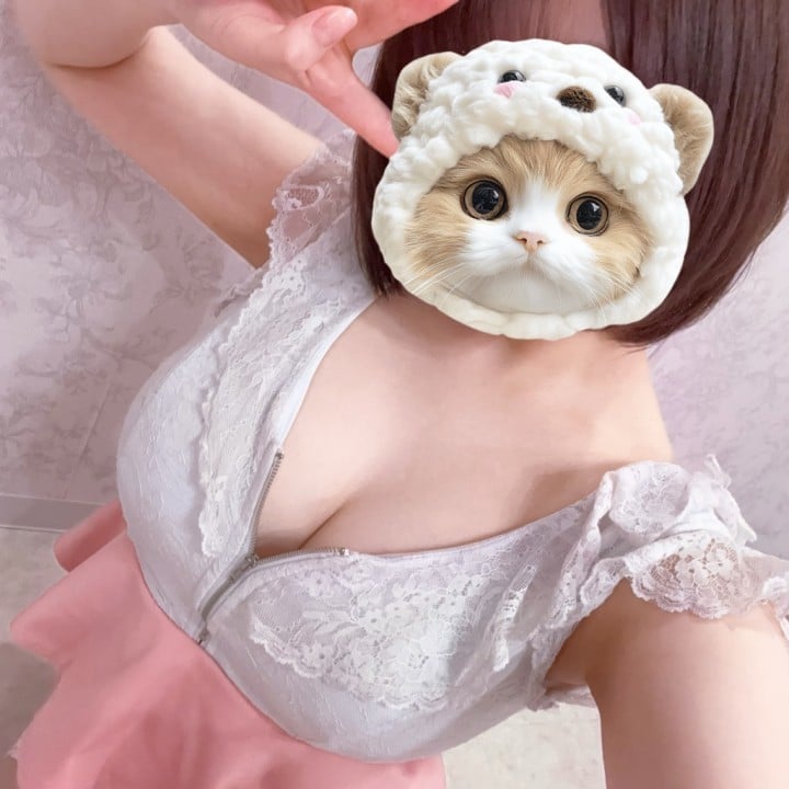 なで