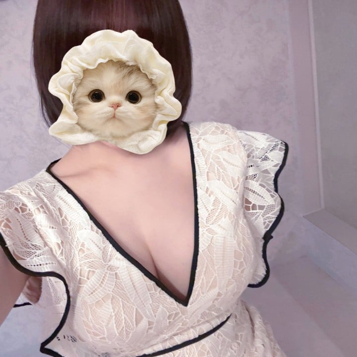 なで