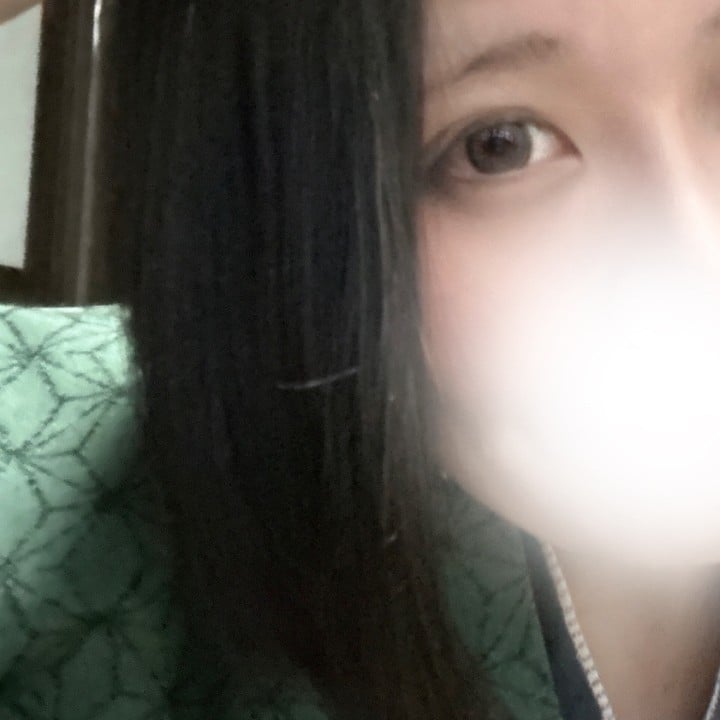 あみな