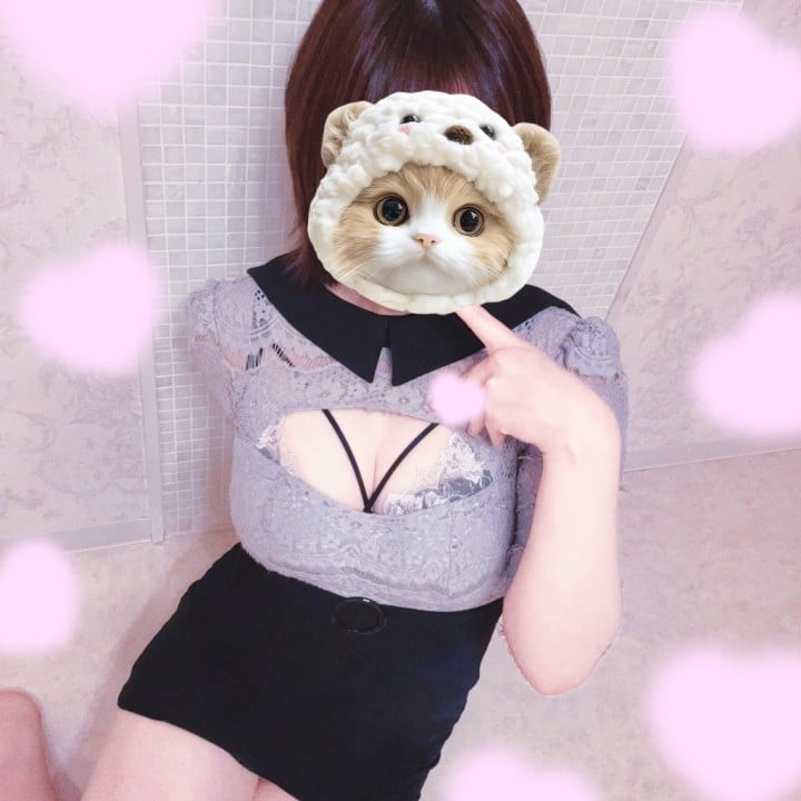なで