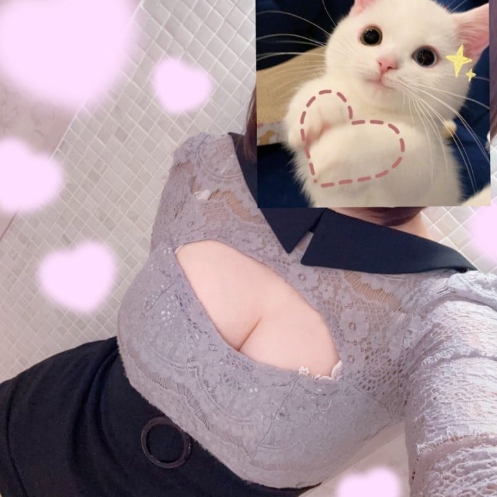 なで