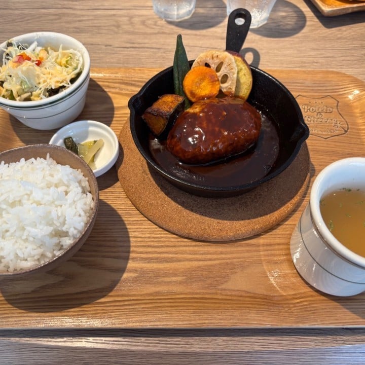 もね