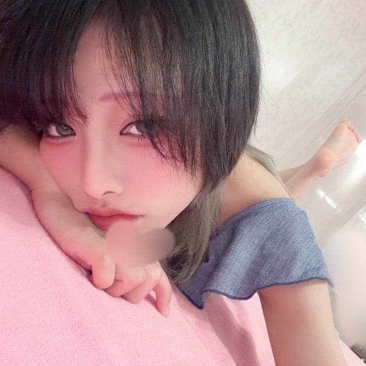 あみな