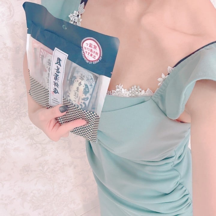 えめ