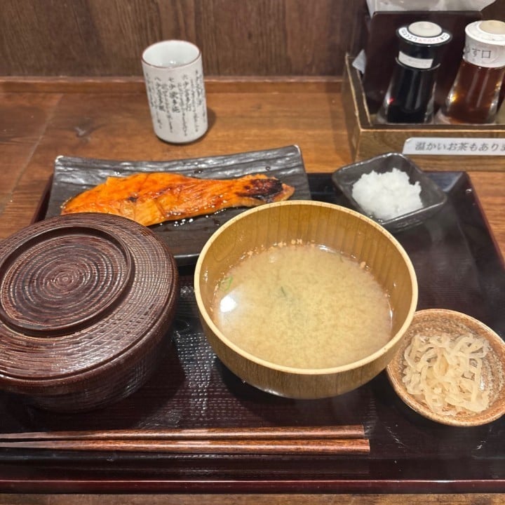 もね