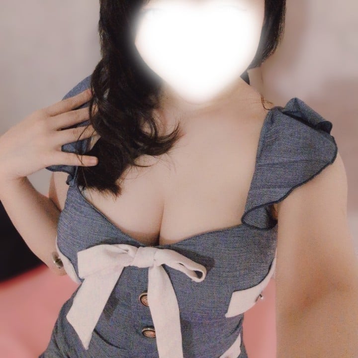 もに
