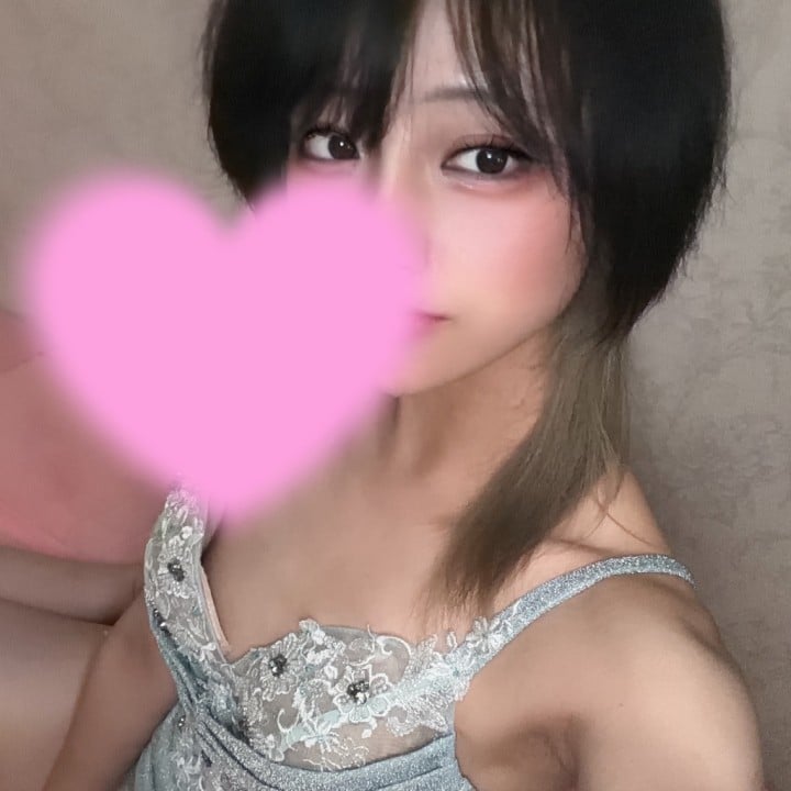あみな